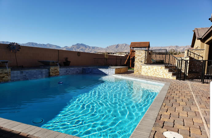 10 Reasons to Have a Swimming Pool